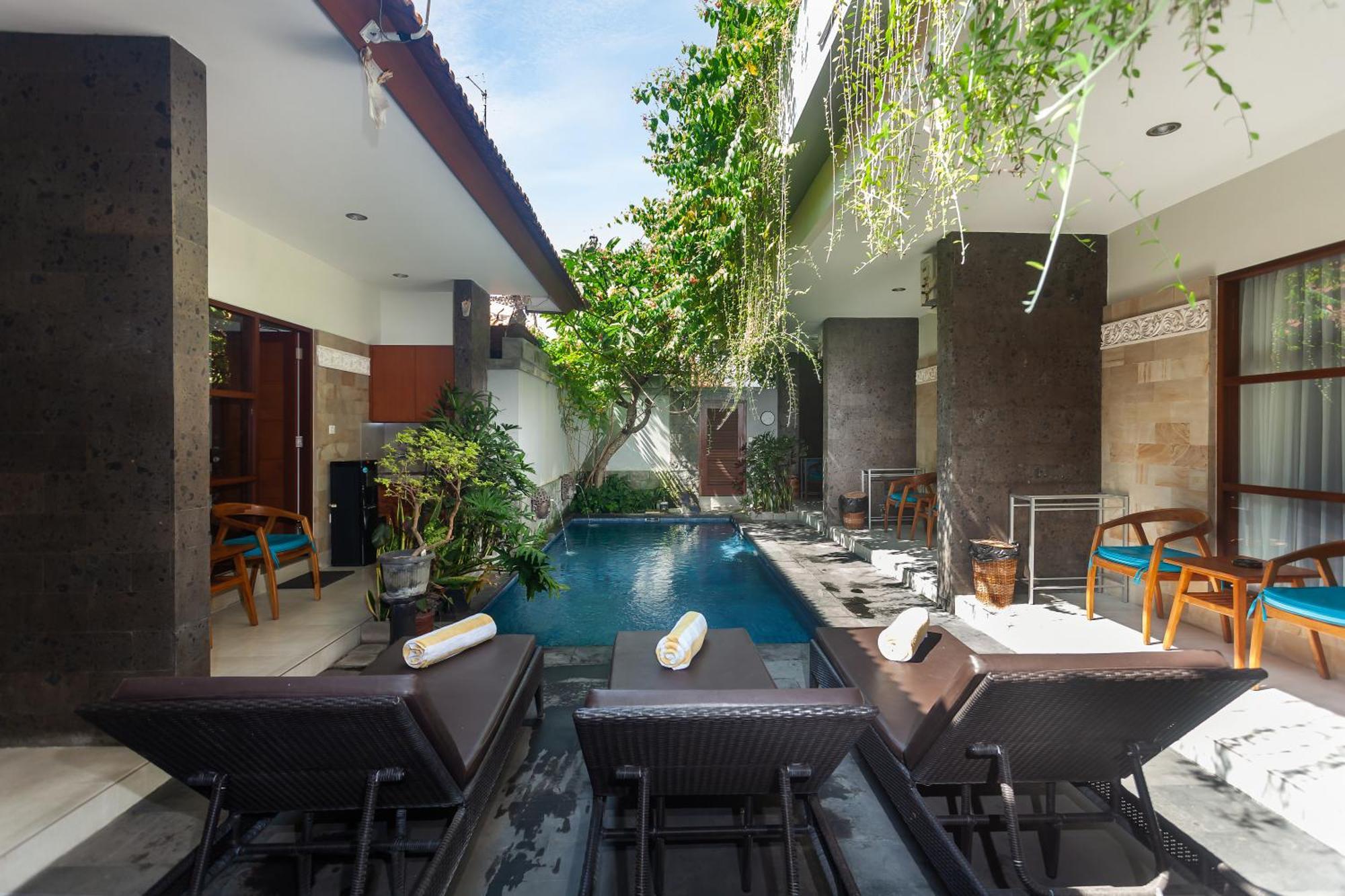 Naksa Homestay Sanur Bagian luar foto